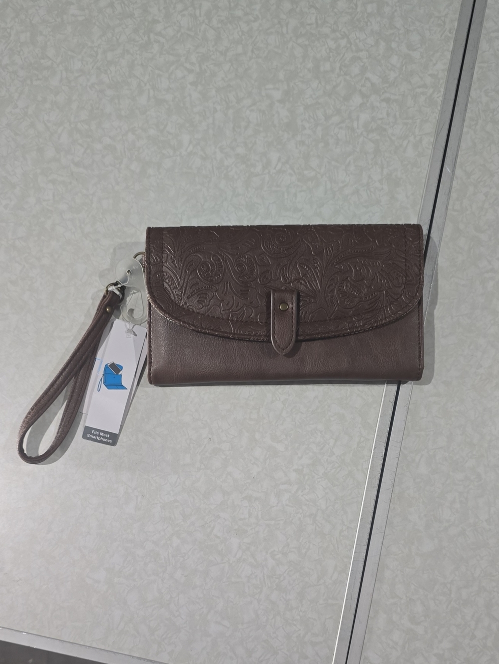 Women's‎ Embossed Brown Wristlet Clutch Wallet NWT